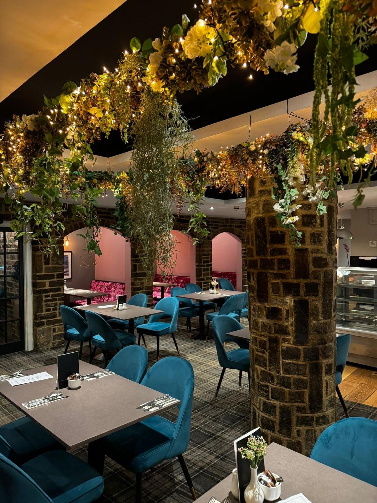 Chequers Inn 해러게이트 외부 사진